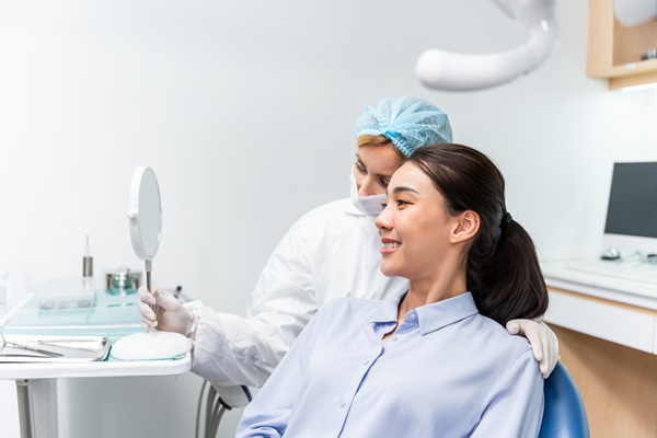 What You Can Expect From Gum Contouring By A Cosmetic Dentist