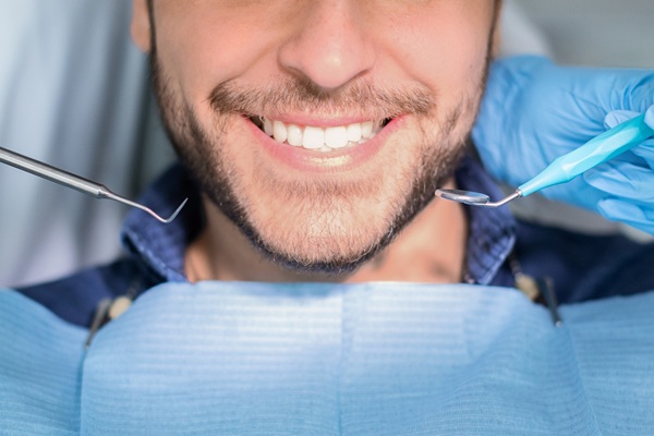 How A Dentist Can Help Design Your Dream Smile Makeover